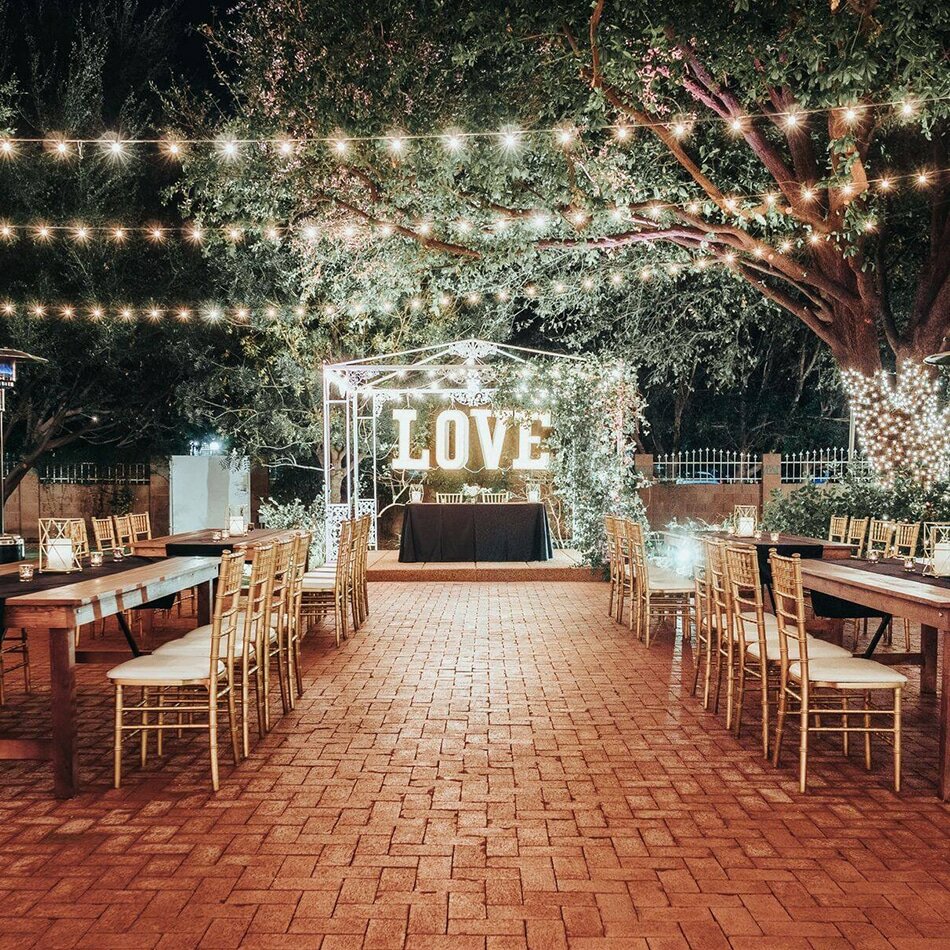 az photo booth rental we provide free travel for our photo booth rental within 100 miles roundtrip of scottsdale or phoenix arizona